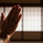 お悔やみの手紙 合掌の使い方とは？宗教別マナーと文例集