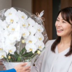 義理姉の新築祝いを成功させるマナーと相場｜喜ばれる胡蝶蘭ギフトの選び方