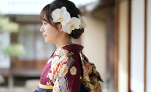 卒業式は袴と胡蝶蘭の髪飾りで！魔法のように輝く最高の私へ