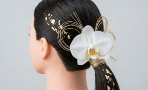 卒業式の髪型と胡蝶蘭｜袴に映える最高のヘアアレンジと選び方のコツ